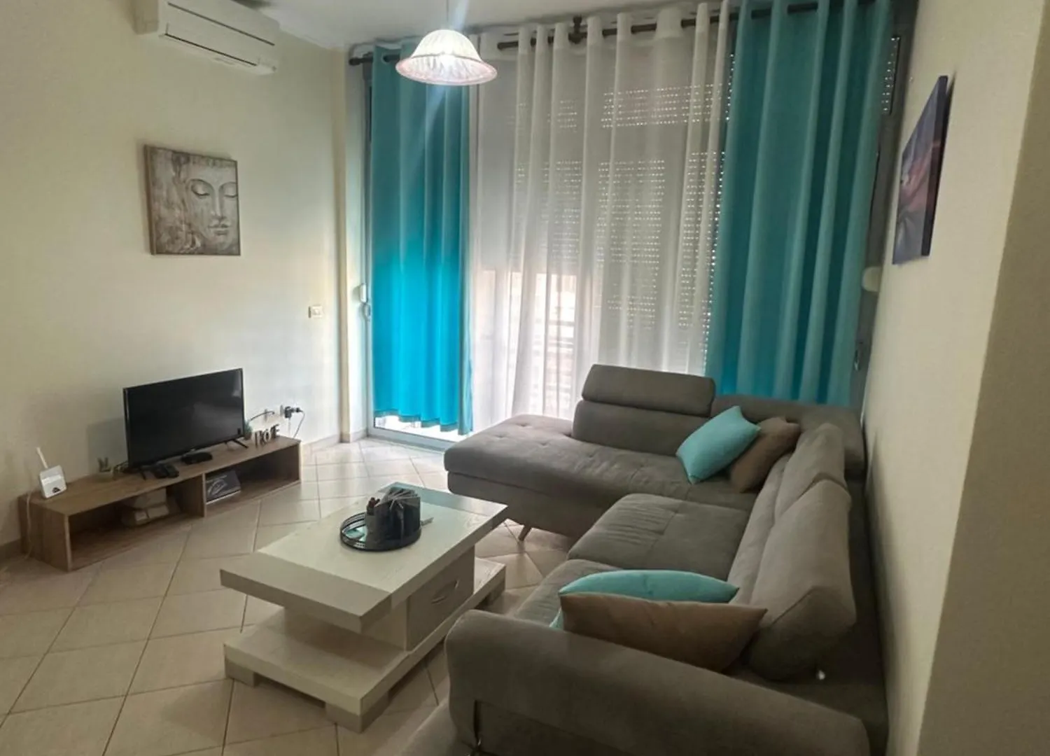 Roy Apartments II Durrës 0*,  Albanien